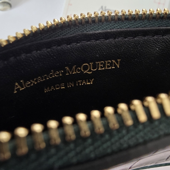 Alexander McQueen Croc-Embossed Leather Skull Card Holder Green Gold - Picture 4 of 7